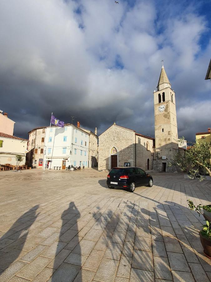 Apartmani Krajnovic Fazana Bagian luar foto