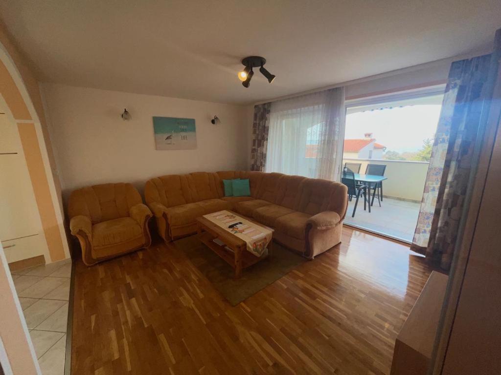 Apartmani Krajnovic Fazana Bagian luar foto