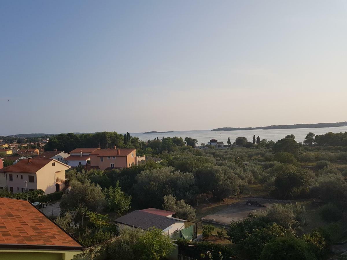 Apartmani Krajnovic Fazana Bagian luar foto